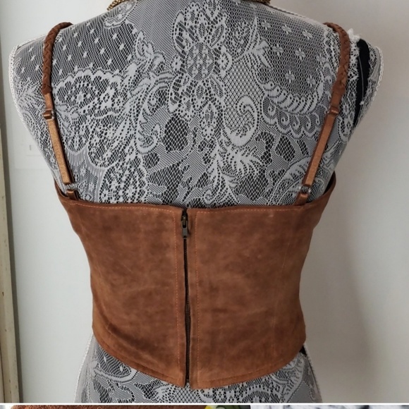 Vintage leather corset - Picture 4 of 9